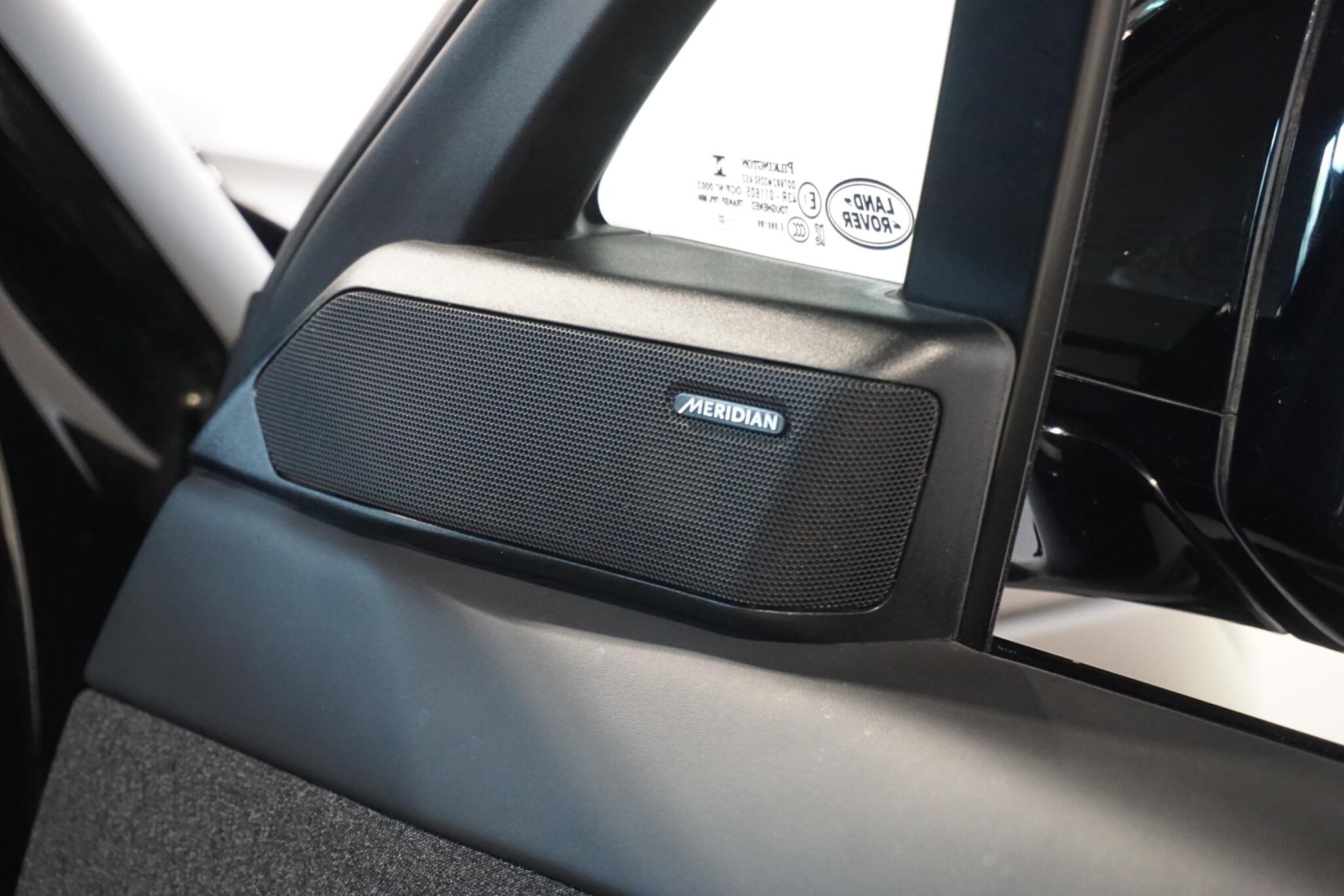 Land Rover Range Rover Sport 3.0 D300 MHEV Dynamic SE SUV 5dr Diesel Auto 4WD Euro 6 (s/s) (300 ps)